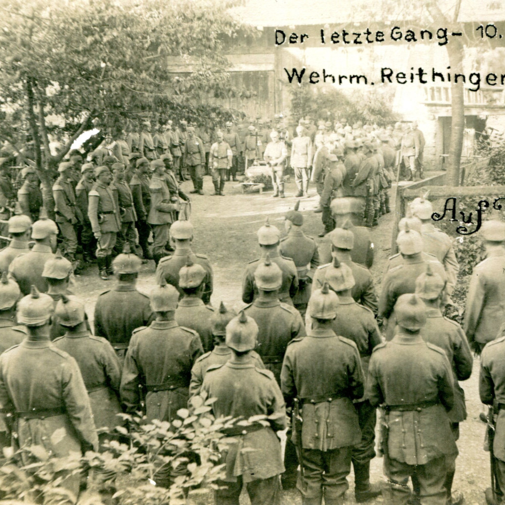 Beerdigung eines Wehrmannes am 10.06.1915. Angehöriger des IR 109. Originales Foto.