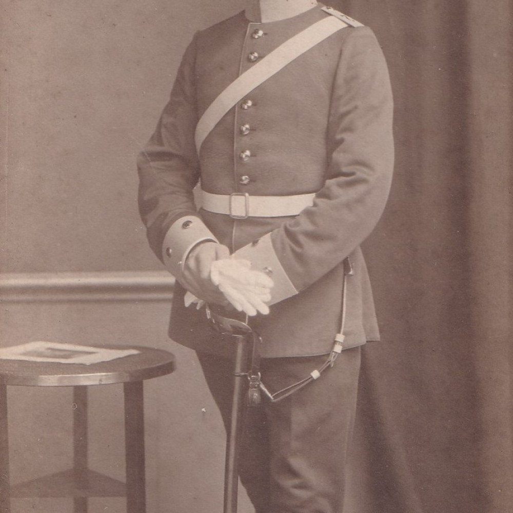 Trainreiter in Paradeuniform. Originale KAB. Fotograf: H. Arnemann/ Münster.